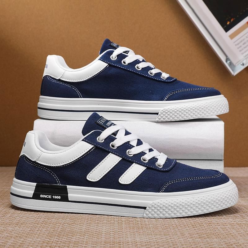 Camden Sneakers